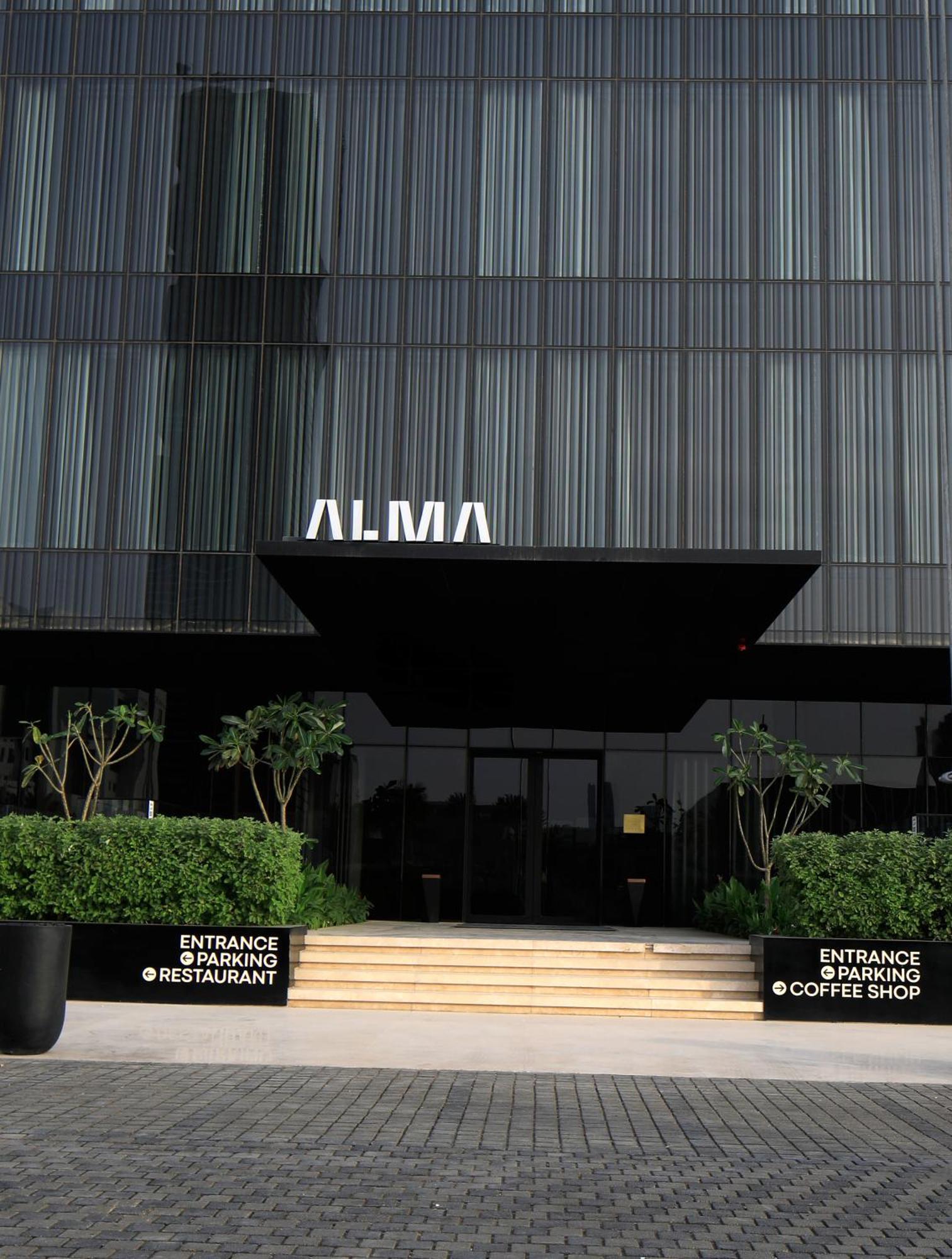 Alma Hotel Рияд Екстериор снимка